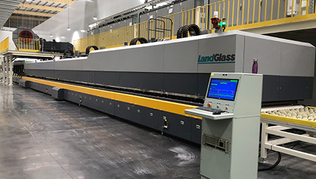 How Is Float Glass Turned into Tempered Glass in a Glass Tempering Furnace?
